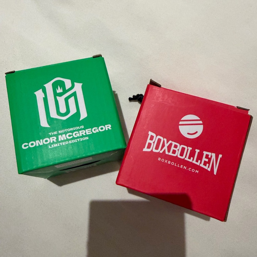 Green and Red Boxbollen/Conor McGregor Set